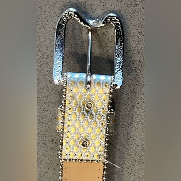 Motion East Vintage Silver Gold Metallic Fashion
Belt, Size M - Picture 4 of 12